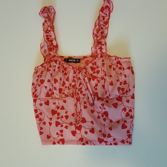 Heart Print Lettuce Edge Crop Top - Picture 3 of 5